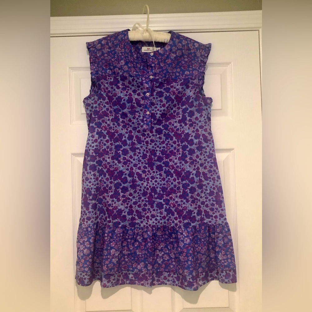 Vineyard Vines ruffled mini dress size 8